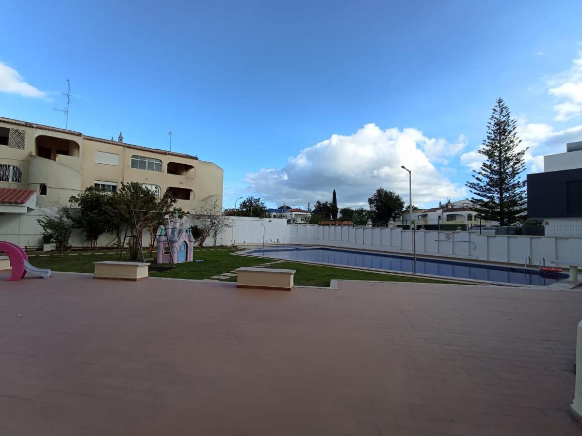Love Shack Flat In Quarteira Center Esterno foto